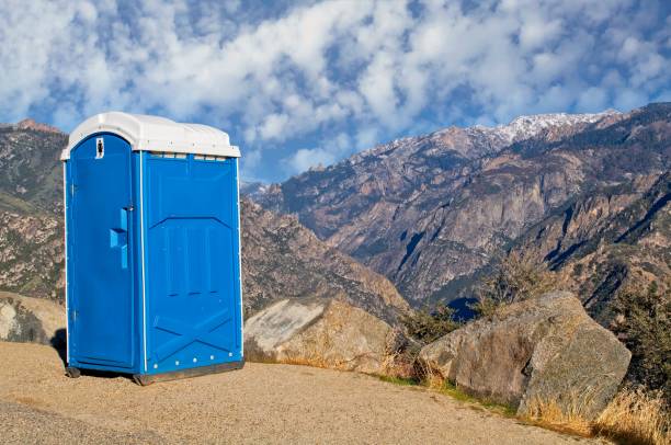 Best Portable bathroom rental  in St John, KS